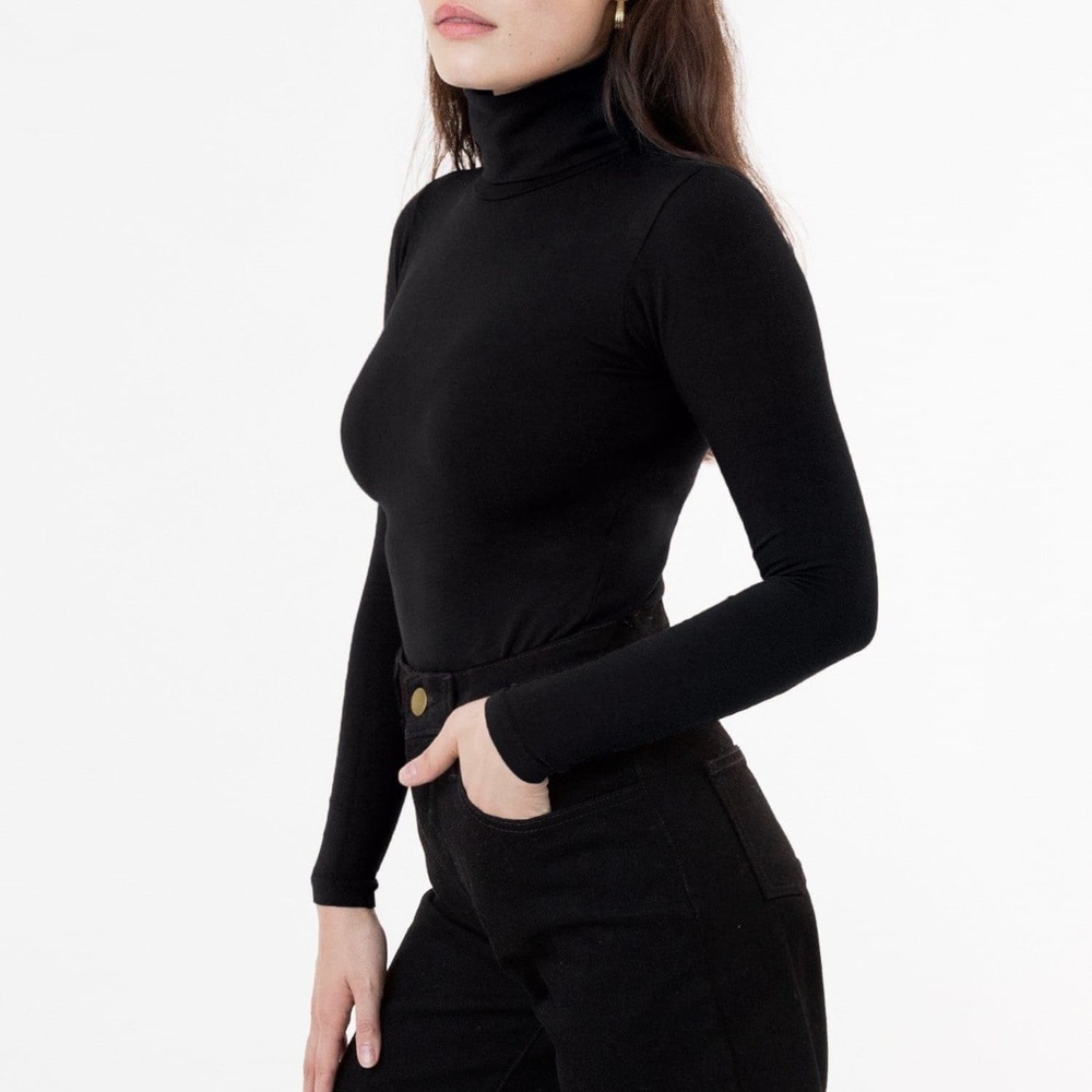 COTTON SPANDEX GARMENT DYE TURTLENECK